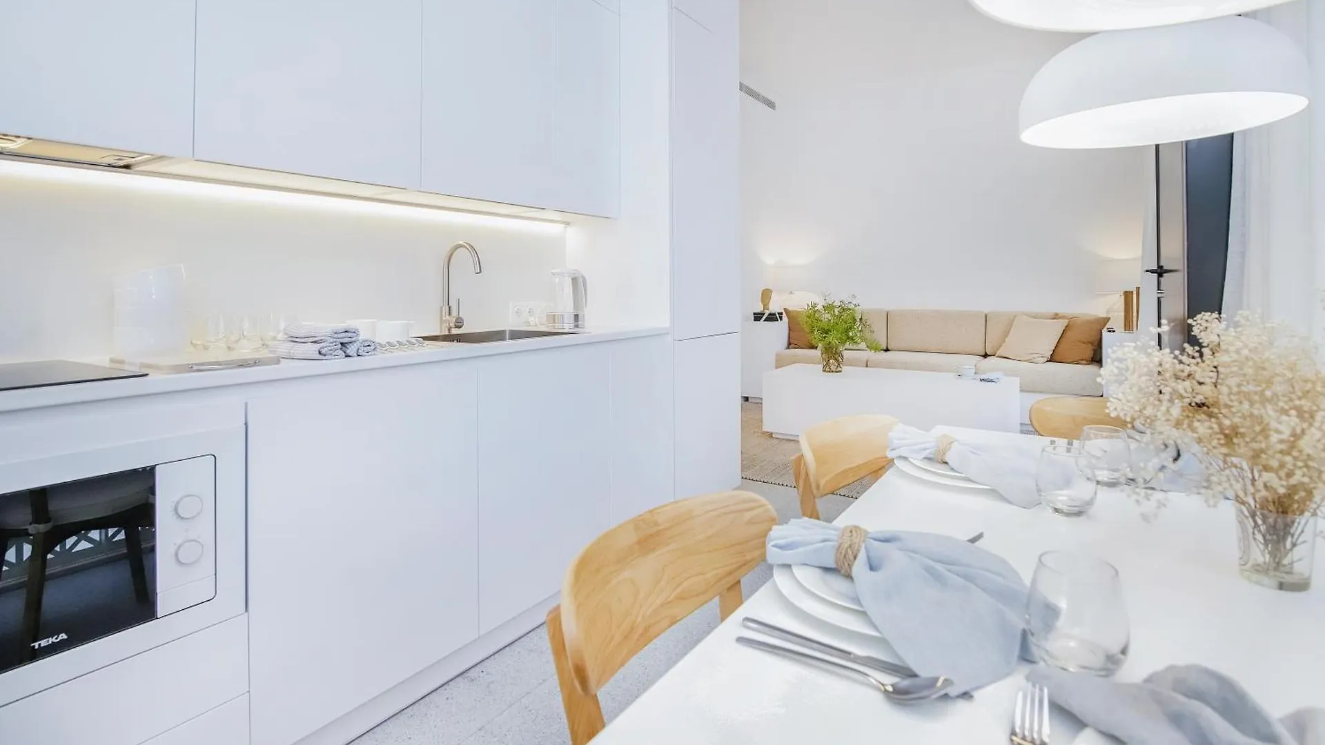 Bhost - Lumiere Suites Córdoba